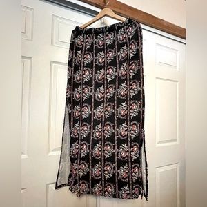 Bongo Floral Maxi Skirt (XL) Double Slits